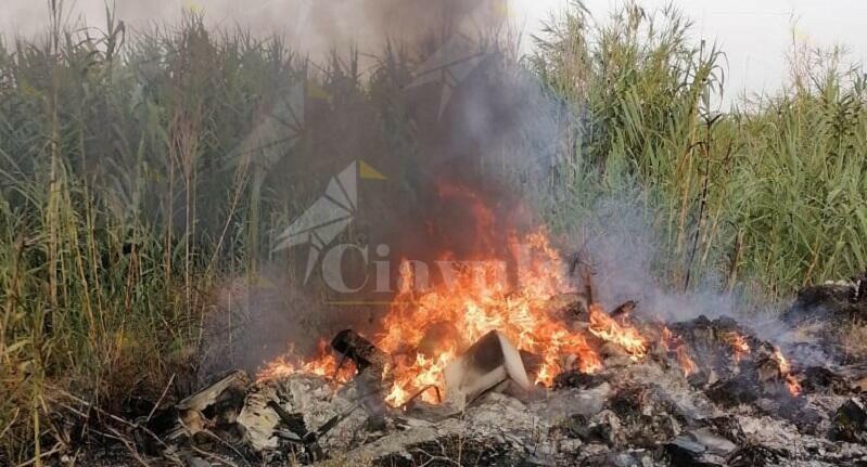 Incendio a Vasì di Caulonia, inerviene la Protezione Civile