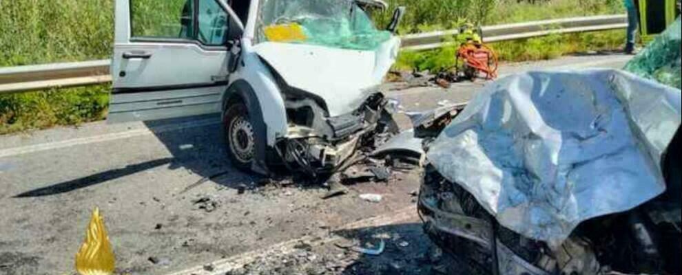 Tremendo incidente stradale a Bagnara Calabra, muore il pilota automobilistico Cammareri
