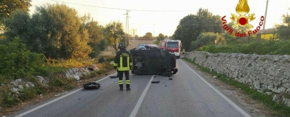 Incidente mortale all’alba sulla provinciale: muore una ragazza di 21 anni