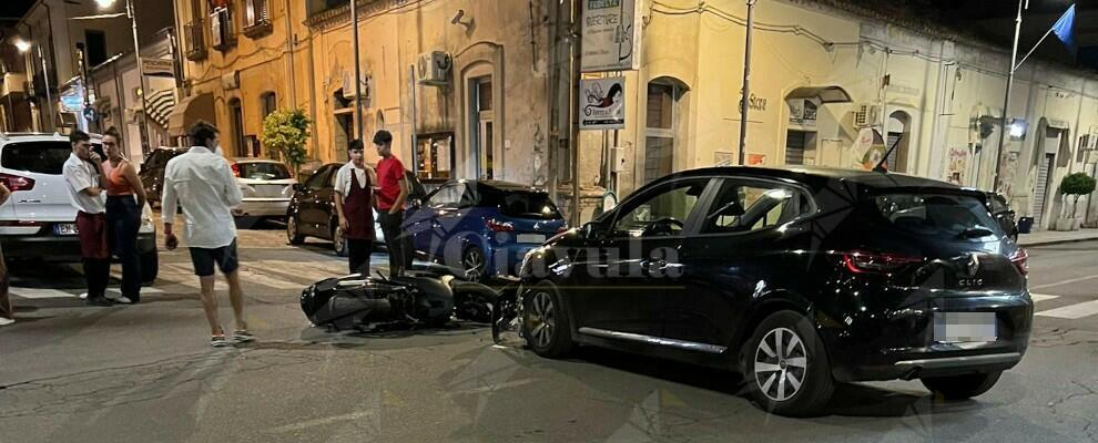 Incidente: auto contro moto a Roccella Jonica