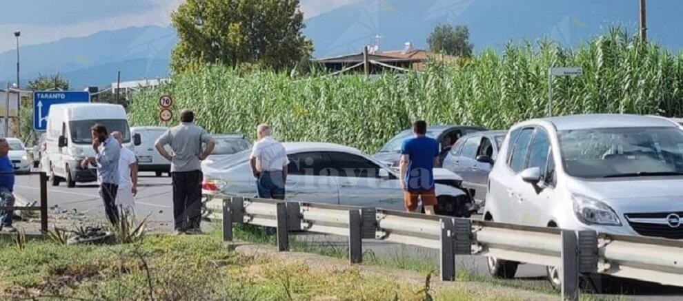 Un altro incidente stradale sulla SS 106