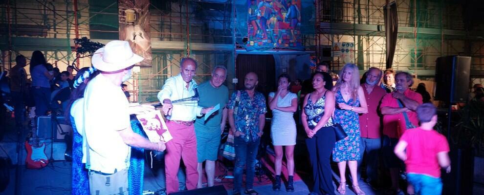 Caulonia: piazza Mese si anima con l’evento “Arte & Musica”