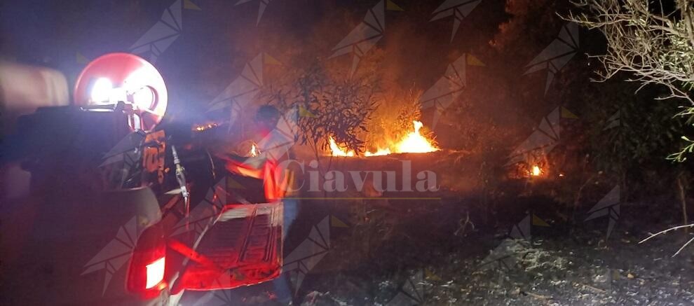 Incendio a Caulonia Marina prontamente estinto dalla Protezione Civile