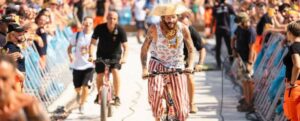 Jovanotti risponde alla lettera di Mario Tozzi e attacca gli eco-nazisti item-thumbnail