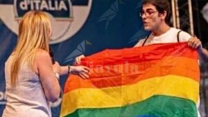 Diritti rivendicati e slogan urlati item-thumbnail
