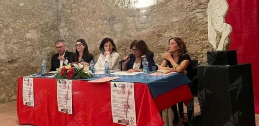 Si è concluso ad Ardore il convegno “La Donna nel XXI secolo, tra violazioni e rivoluzioni”