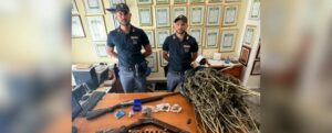 Droga nascosta in una scuola abbandonata nel vibonese item-thumbnail