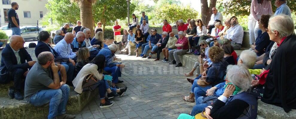 Giuseppe Oppedisano (ANPI) all’assemblea della sinistra della Locride: “Battiamoci per la pace”