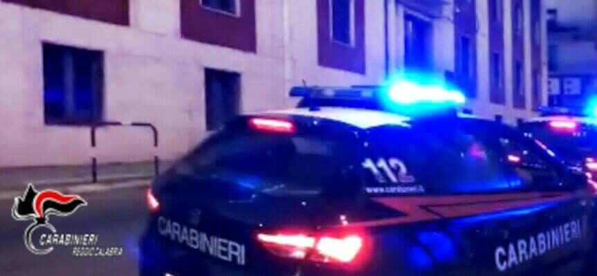 Melicuccà: lite tra familiari degenera in sparatoria, fermati due uomini Melicuccà: lite tra familiari degenera in sparatoria, fermati due uomini