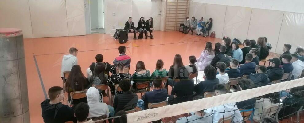 Al Liceo Scientifico di Gioiosa Ionica “il pensiero ha pensato se stesso”