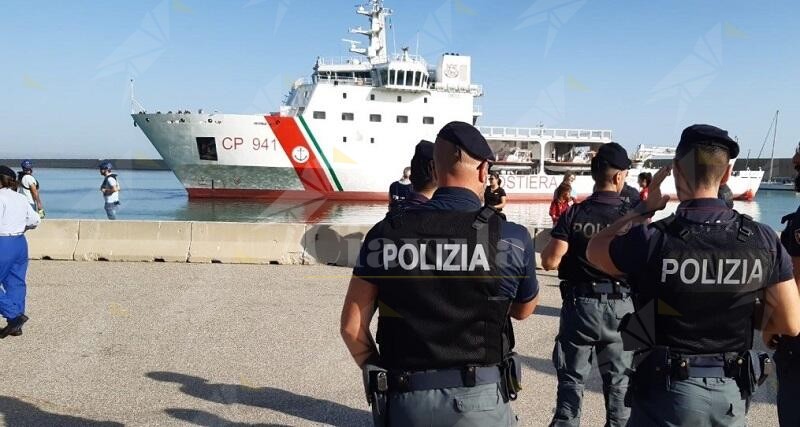 Reingresso irregolare in Italia, due persone in manette