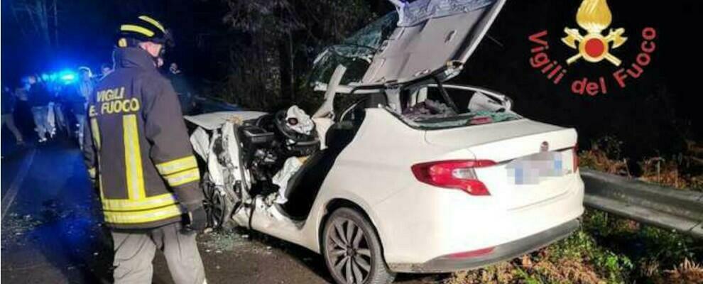 Scontro tra due auto in Calabria: quattro persone ferite