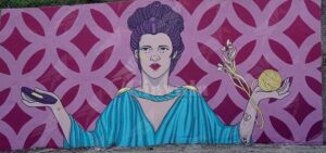 La grecità del territorio Calabrese. Le artiste di Biloba Officina Creativa dedicano un murale alle donne item-thumbnail