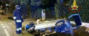 Finisce con l’auto nel canale di scolo, morto un anziano item-thumbnail