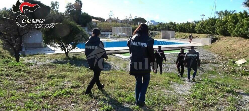 Sequestrata una discarica abusiva e varie abitazioni in provincia di Reggio Calabria. 13 persone denunciate