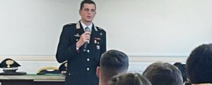 L’arma dei carabinieri incontra gli studenti di vari istituti scolastici di Reggio Calabria item-thumbnail