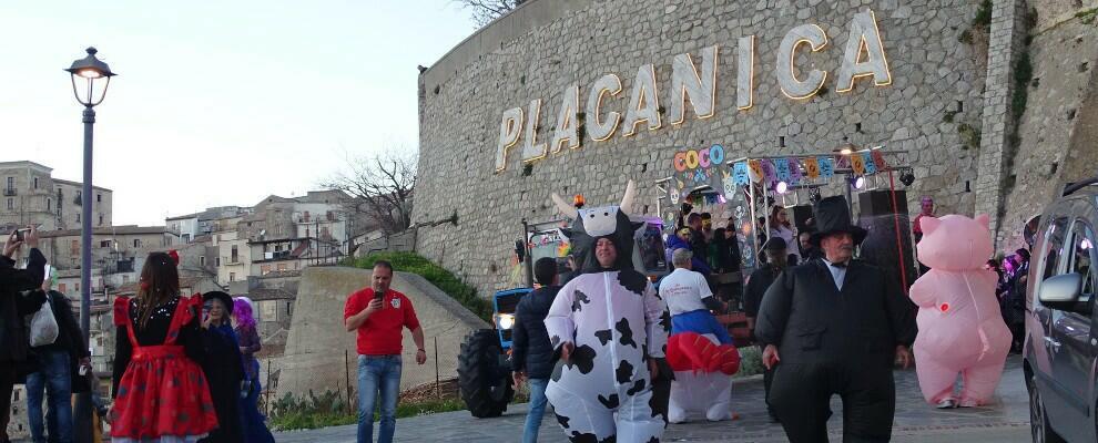 Si è concluso a Placanica il tour del “Carnival Caulonia 2023”
