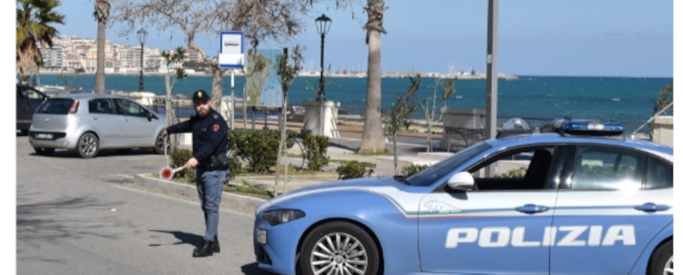 Calabria: forza un posto di blocco e fugge. Arrestato dopo un lungo inseguimento