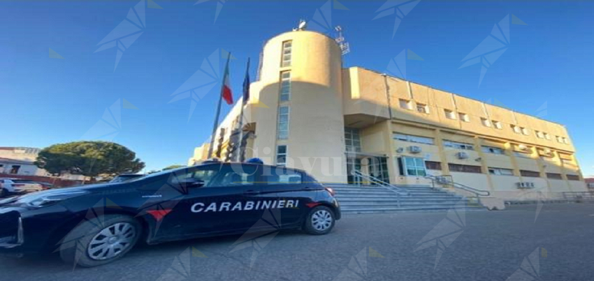 Calabria: perseguitava e minacciava la ex moglie. Uomo agli arresti domiciliari
