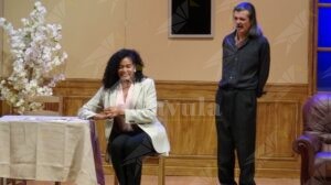 A Caulonia lo spettacolo teatrale le “Cose di ogni giorno” con Denny Mendez e Francesco Branchetti item-thumbnail