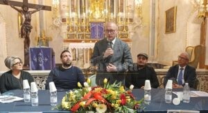 Caulonia, restauro affresco bizantino Dèesis : stamattina presente all’incontro anche Versace item-thumbnail
