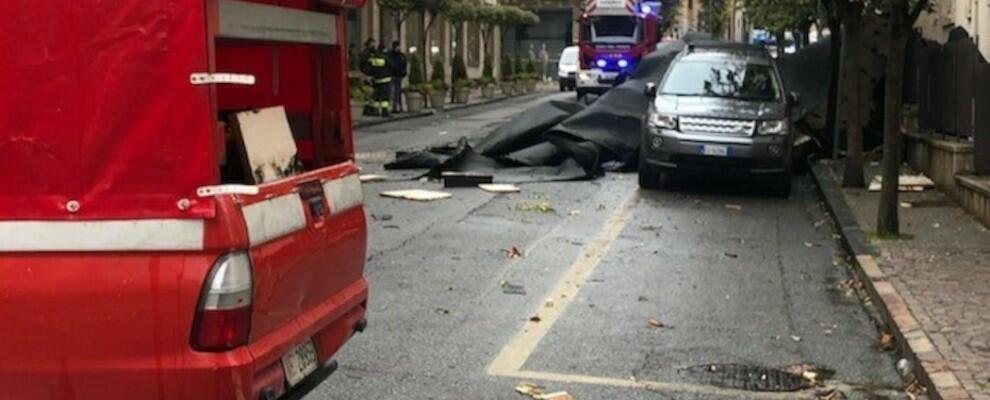 Maltempo, tromba d’aria a Cosenza: alberi spezzati e tetti scoperchiati