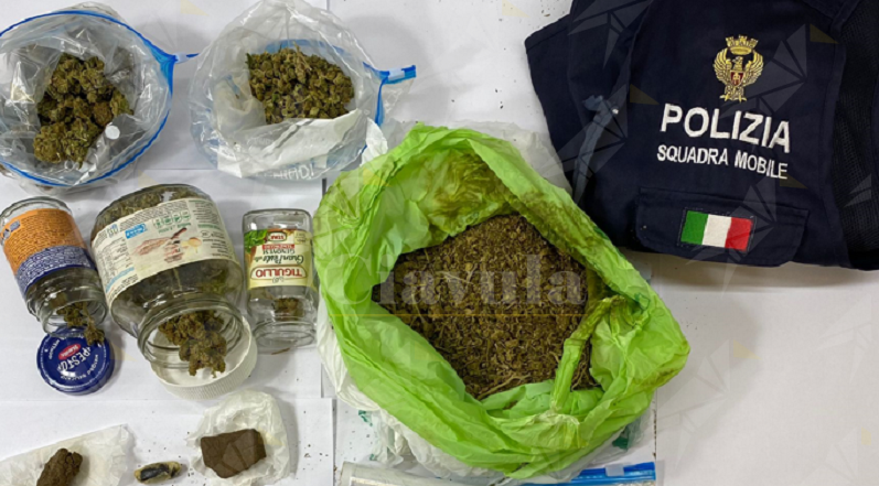 Calabria: Trovato in possesso di hashish e marijuana, arrestato