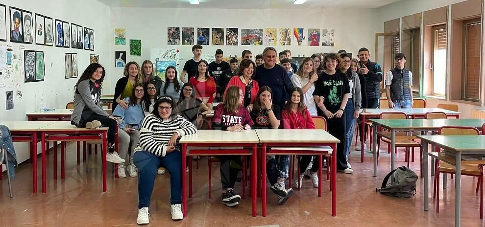 Siderno, il Garante regionale per l’infanzia e l’adolescenza ha incontrato gli studenti del Liceo Artistico