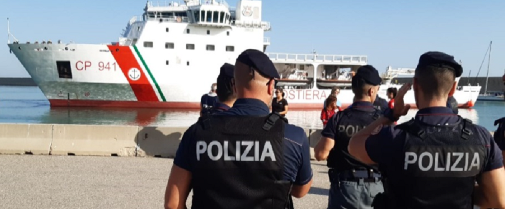 Sbarco di migranti del 26 agosto a Crotone, fermati due presunti scafisti