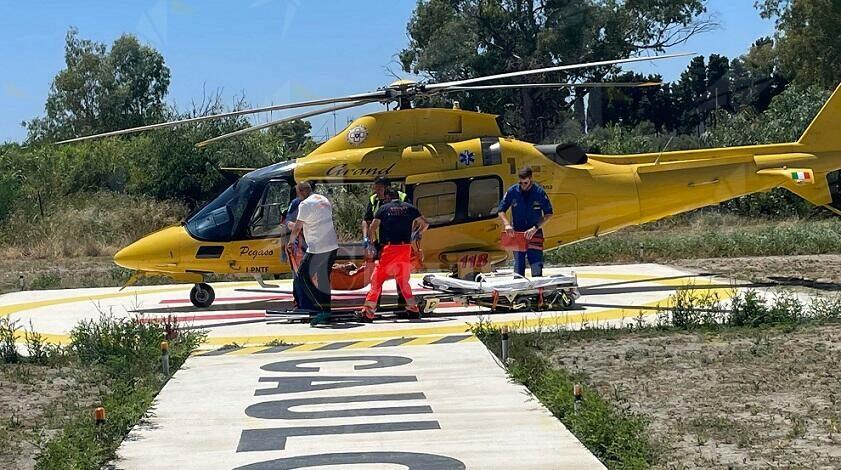 Uomo residente a Caulonia colto da malore, intervenuto l’elisoccorso