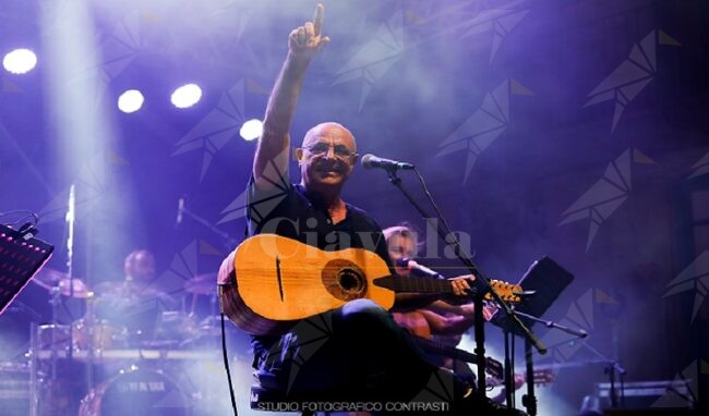 Il maltempo ferma anche Mimmo Cavallaro: costretto ad annullare il suo concerto