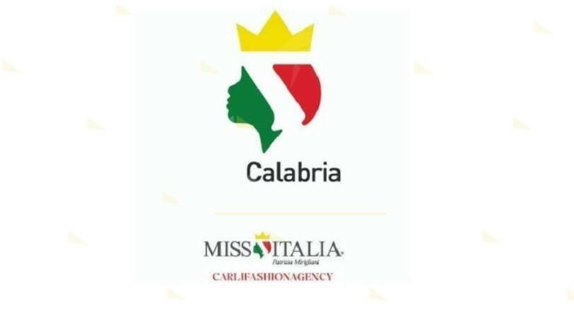 Carlotta Caputo eletta Miss Italia Calabria, le congratulazioni di Versace alla ragazza reggina