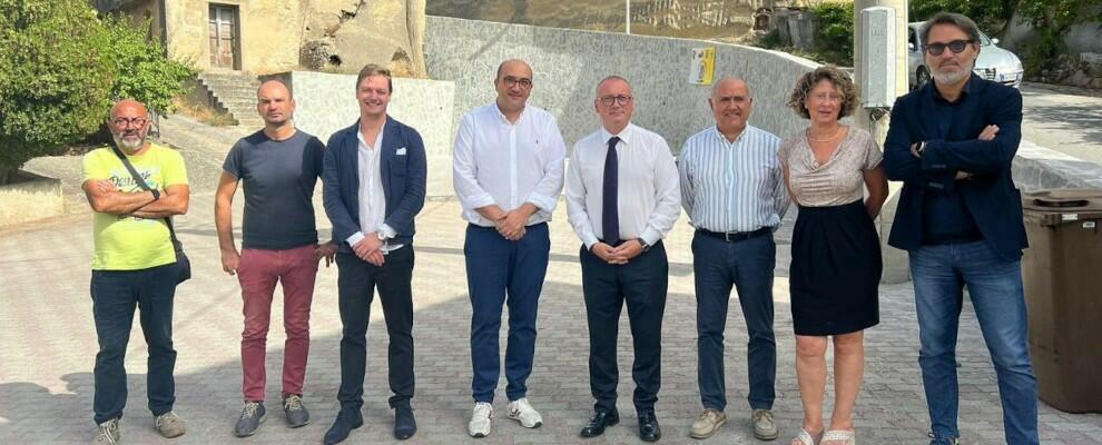 Avviati i lavori di riqualificazione della strada tra il centro abitato di Calanna e la frazione di Petile