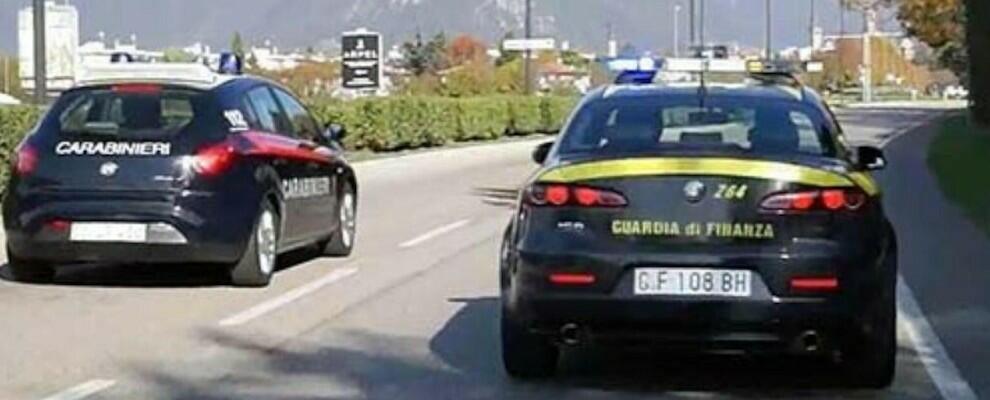 Agguato nei pressi di una scuola a Reggio Calabria, uomo ferito al volto da alcuni colpi di pistola