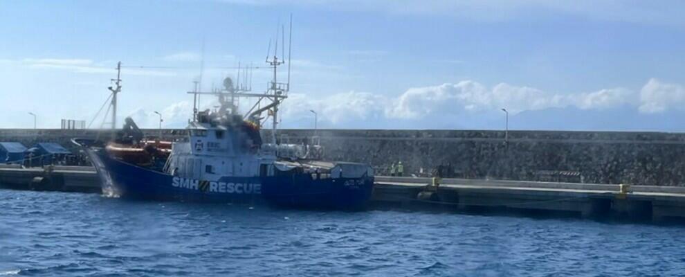 Al porto di Reggio Calabria 112 migranti soccorsi in mare