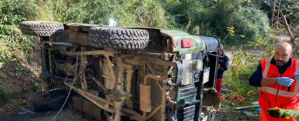 Auto finisce in una scarpata, un morto nel vibonese