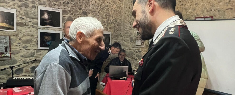 I consigli anti-truffa dei carabinieri agli anziani di Monasterace