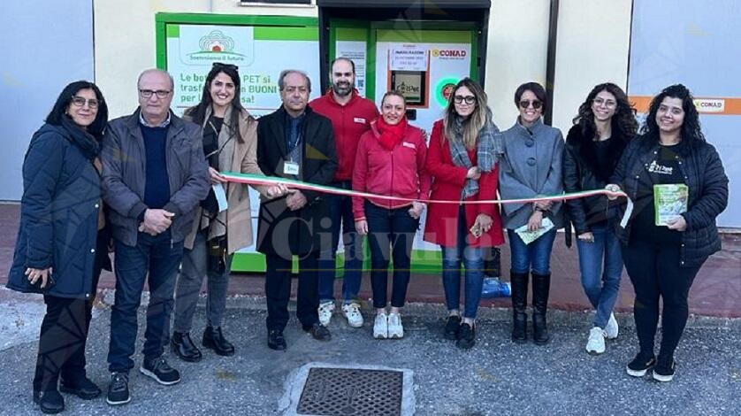 Da oggi al Conad City di Caulonia Marina è possibile ottenere buoni spesa conferendo le bottiglie in PET