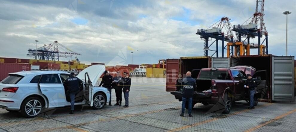 Sequestrate 251 auto rubate al porto di Gioia Tauro