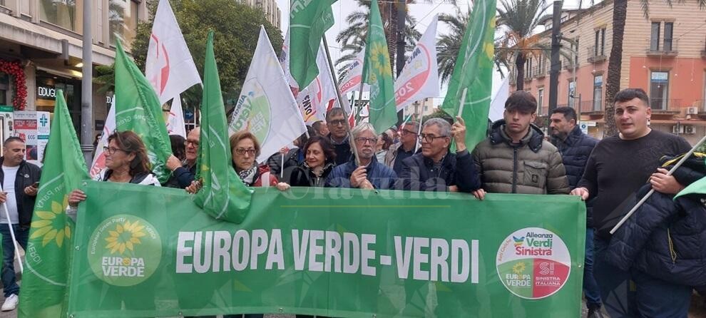 Europa Verde Calabria-Sicilia: “Prima del Ponte, Salvini pensi alle infrastrutture regionali”