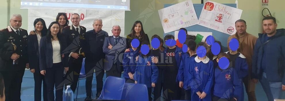 Bullismo, i carabinieri incontrano gli studenti dell’istituto Marvasi-Vizzone di Rosarno