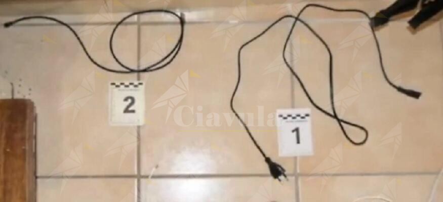 Frustavano bimbo di 5 anni con cavi elettrici: arrestate due donne