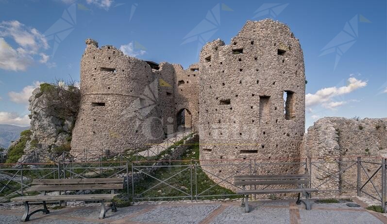L’associazione “Gente in Aspromonte” organizza un’escursione alla scoperta della fortezza di Monte Consolino