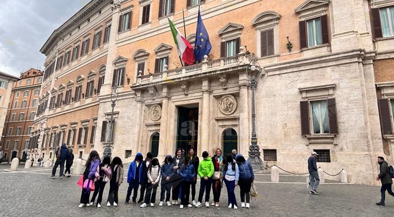 “In viaggio verso la democrazia”, gli alunni della scuola primaria “Pascoli” di Siderno nei palazzi delle massime istituzioni