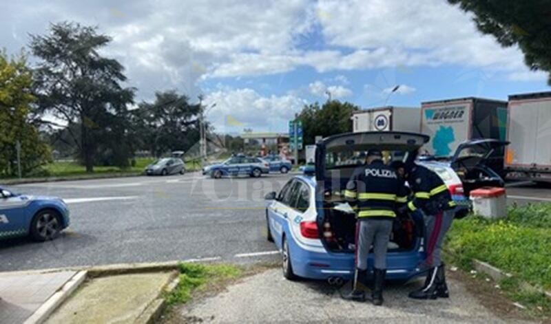 Reggio, la Polizia stradale sequestra un carico di latte non idoneo al consumo alimentare