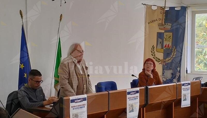 Presentato a Marina di Gioiosa il libro “L’isola del mondo indaco e il sogno di Seku” di Antonella Iaschi