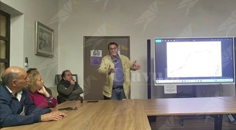 Il sindaco di Stignano: “Vecchio scuolabus revisionato e funzionante. Il nuovo scuolabus acquistato con finanziamento regionale”