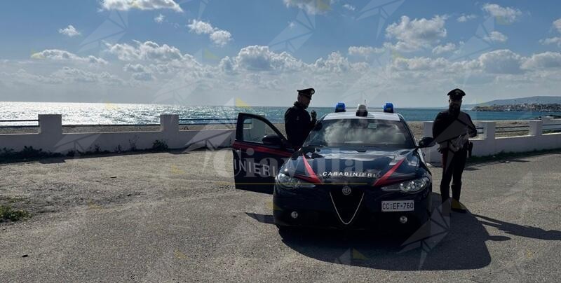 Lavoro nero, sicurezza e frode alimentare, denunce e sanzioni nel crotonese