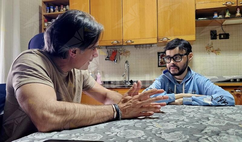 Reggio, la storia di Alessandro: malato e senza una casa idonea. Il sindaco Falcomatà: “Cercheremo insieme una soluzione”