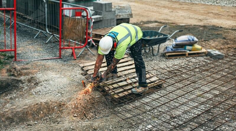 Scoperti lavoratori in nero nel reggino, sospese 4 aziende